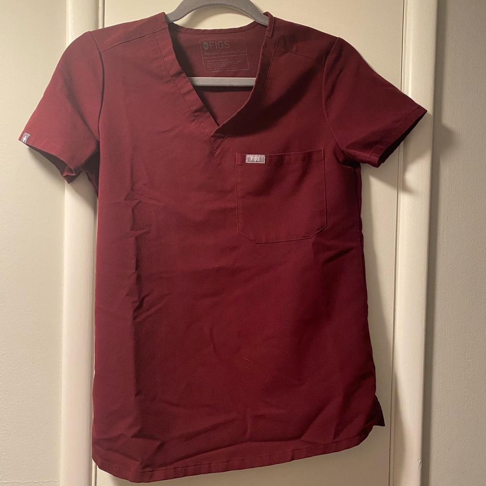 Figs Catrina Scrub Top - Burgundy